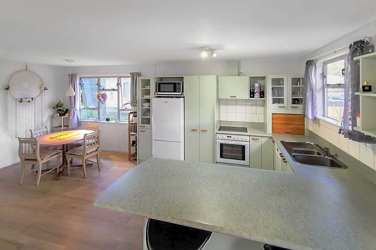 Photo of property in 42 Thyra Street, Dannevirke, 4930