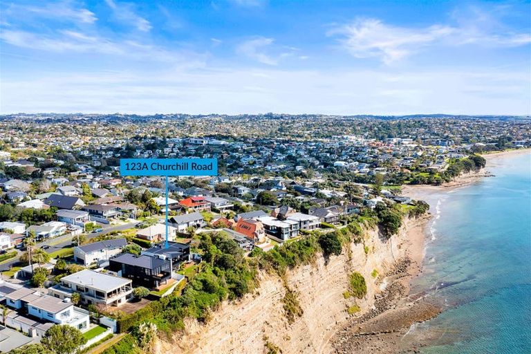 Photo of property in 123a Churchill Road, Rothesay Bay, Auckland, 0630