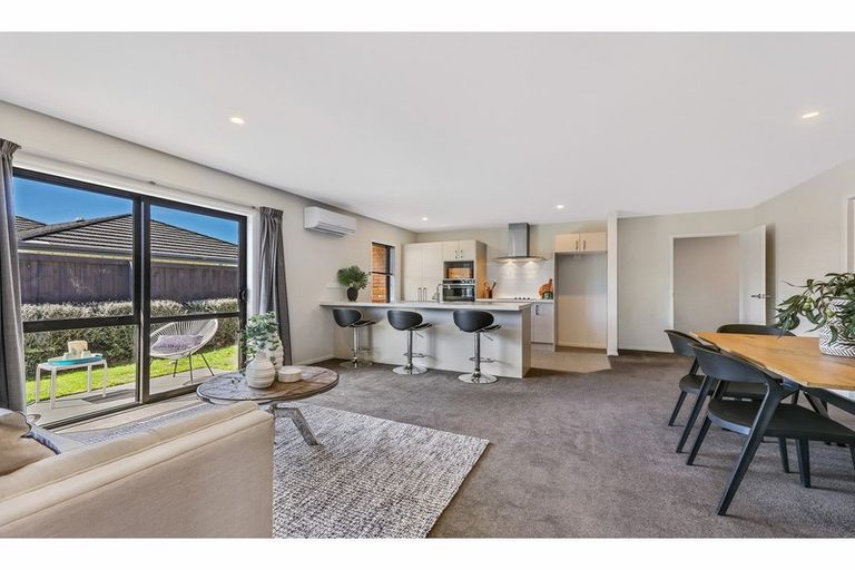 Photo of property in 34 Wallingford Crescent, Rolleston, 7615