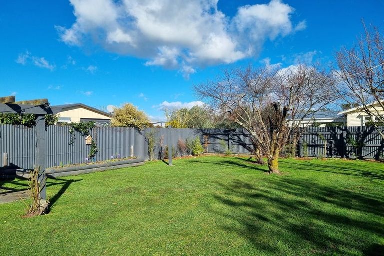 Photo of property in 14 Grey Street, Martinborough, 5711