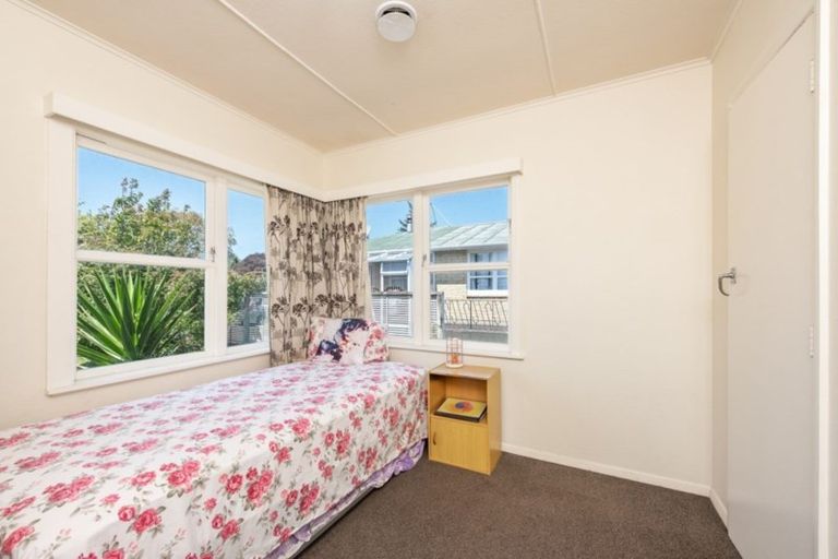 Photo of property in 64 Kapiti Road, Paraparaumu, 5032