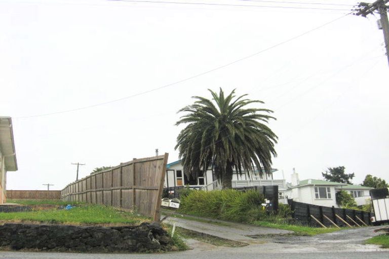 Photo of property in 5 Seabreeze Place, Onerahi, Whangarei, 0110