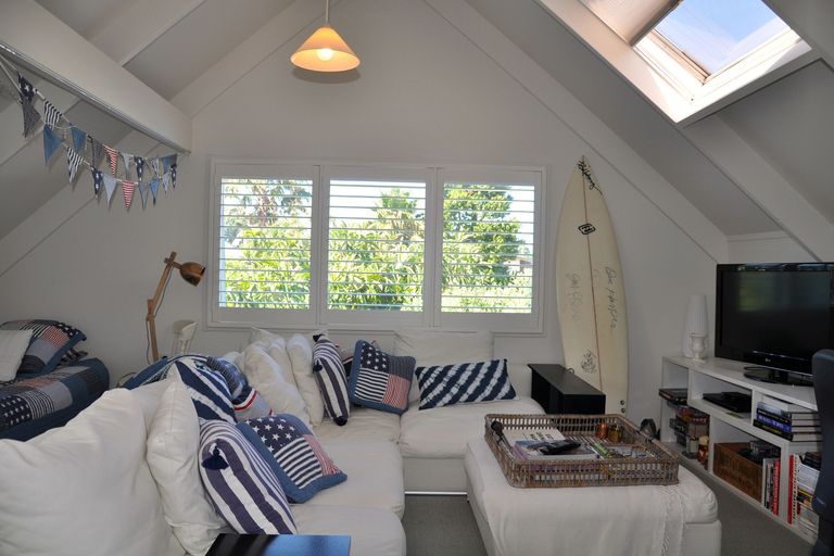 Photo of property in 8 Queen Street, Waihi Beach, 3611