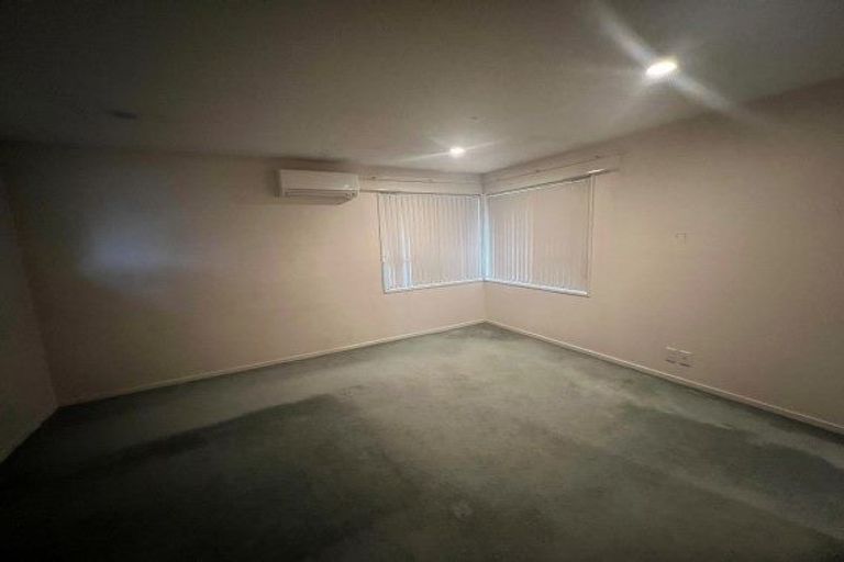 Photo of property in 15 Cardigan Bay Place, Addington, Christchurch, 8024