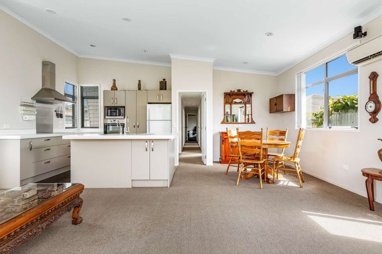 Photo of property in 3/18 Victoria Avenue, Whakatane, 3120