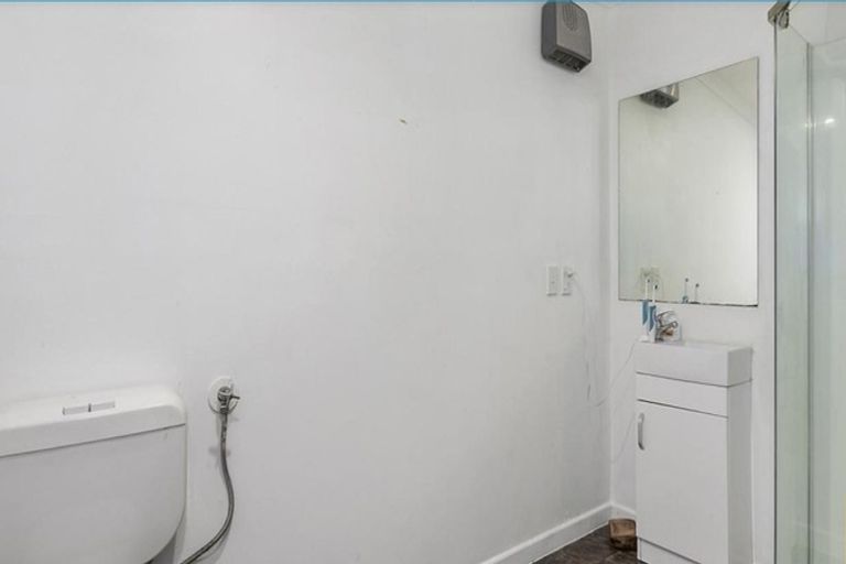 Photo of property in 132 Queen Street, North Dunedin, Dunedin, 9016