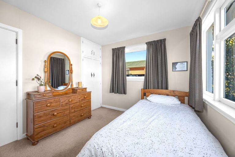 Photo of property in 19 Landsdowne Terrace, Cashmere, Christchurch, 8022