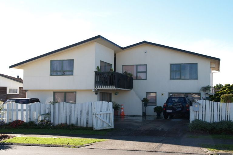 Photo of property in 68 Hokianga Street, Mangere East, Auckland, 2024