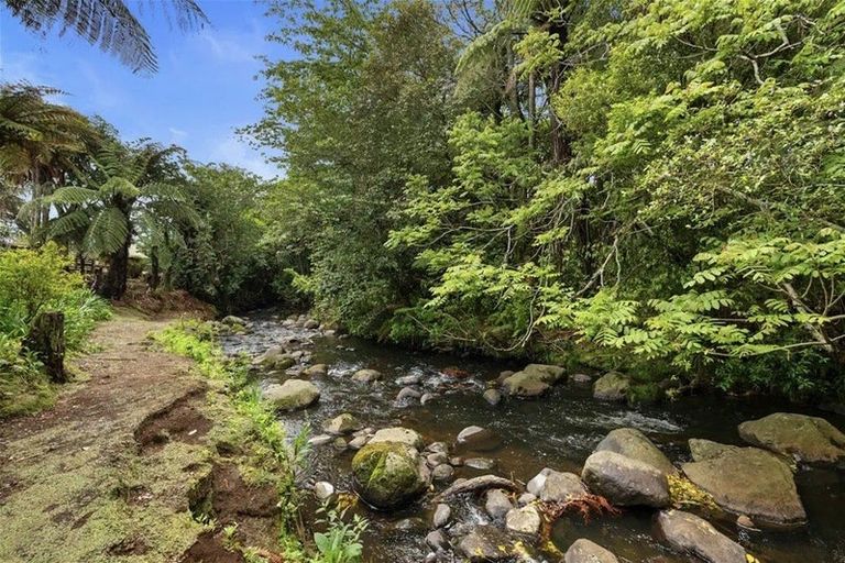 Photo of property in 12 Ngaio Street, Strandon, New Plymouth, 4312