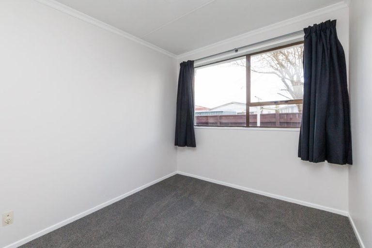 Photo of property in 60b Rhodes Drive, Kelvin Grove, Palmerston North, 4414
