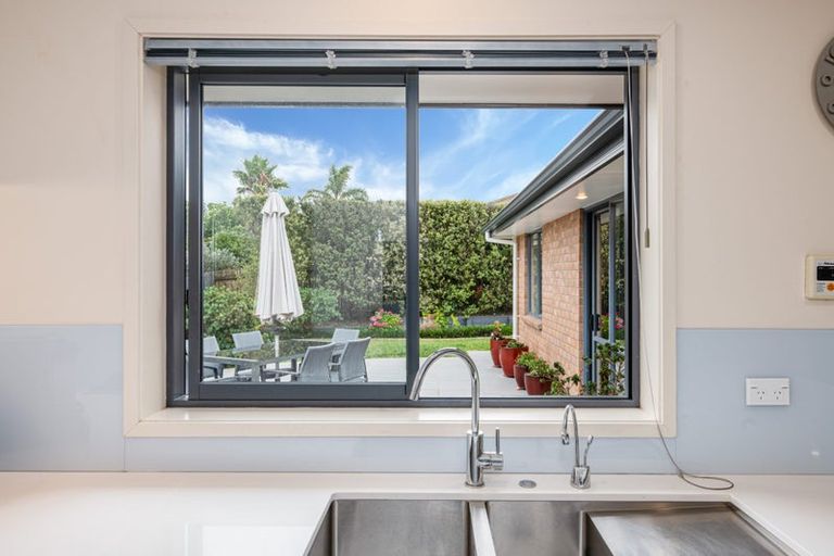 Photo of property in 9 Chelmsley Avenue, Henderson, Auckland, 0612