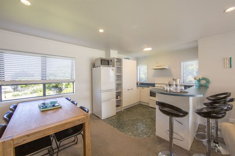 Photo of property in 187 One Tree Point Road, One Tree Point, 0118