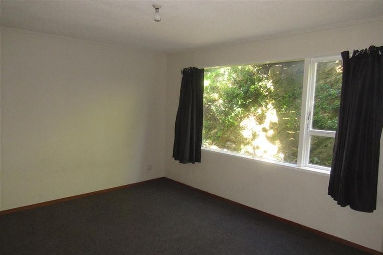 Photo of property in 64 Pembroke Road, Northland, Wellington, 6012