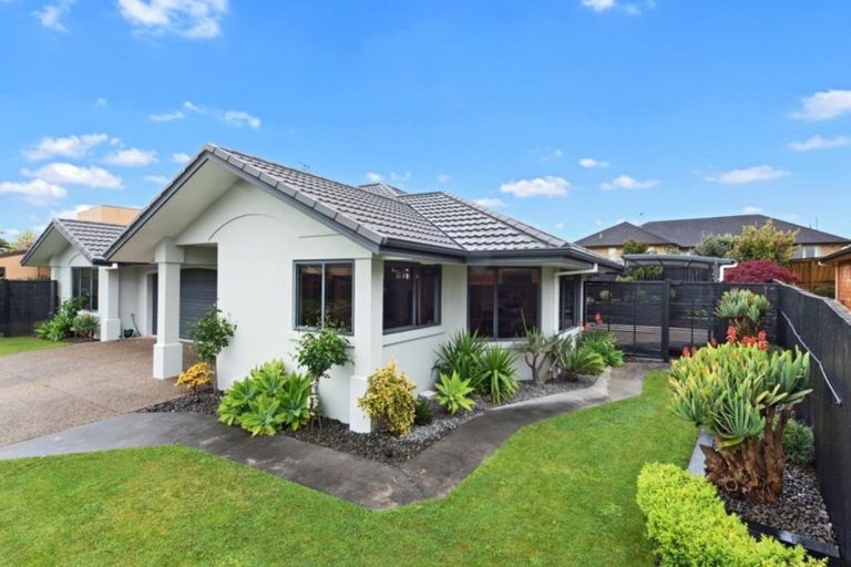 Photo of property in 14 Grasmere Court, Huntington, Hamilton, 3210