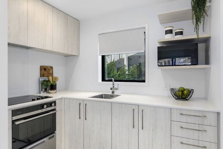 Photo of property in 5/4 Johnston Grove, Taita, Lower Hutt, 5011