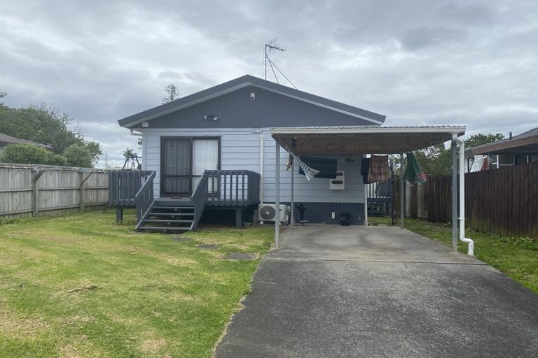 Photo of property in 1/18 Norrie Smith Avenue, Flat Bush, Auckland, 2023