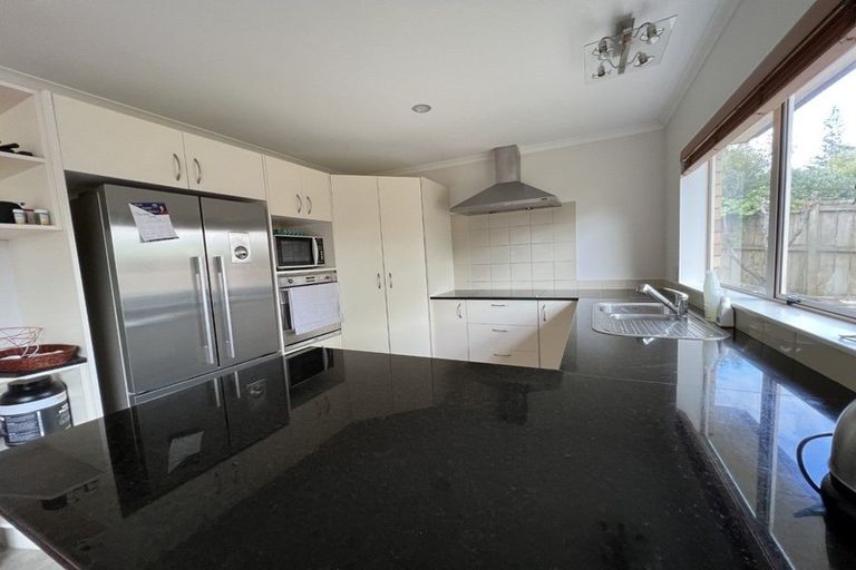 Photo of property in 44a Rodney Street, Howick, Auckland, 2014