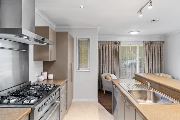 Photo of property in 160 Port Hills Road, Heathcote Valley, Christchurch, 8022