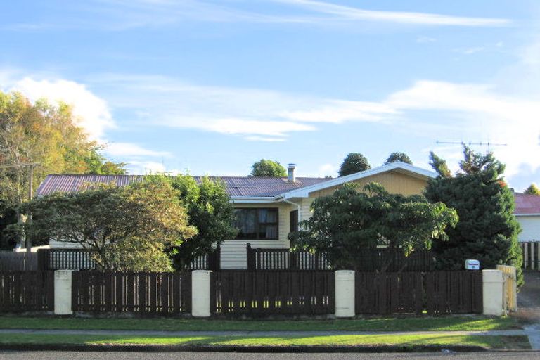 Photo of property in 8 Papanui Street, Tokoroa, 3420