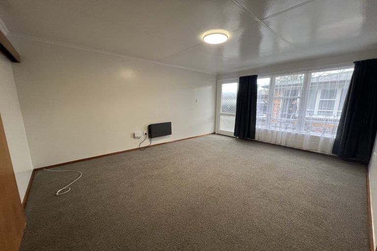 Photo of property in 121 Fitzherbert Avenue, West End, Palmerston North, 4410