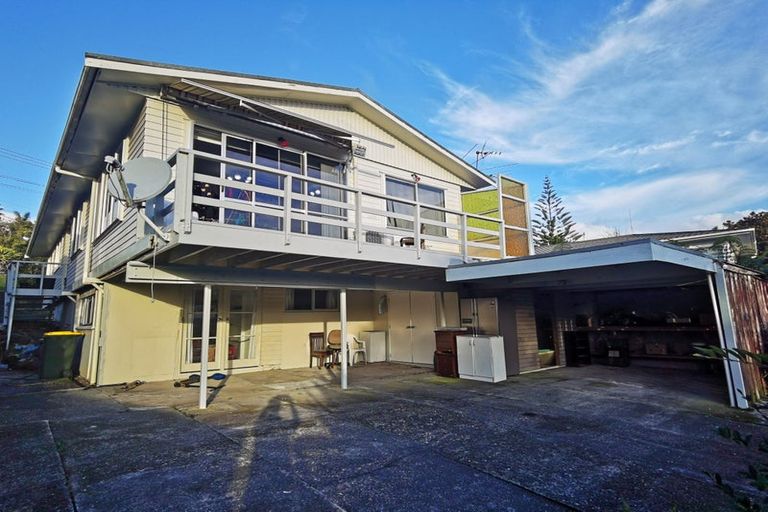 Photo of property in 9 William Souter Street, Forrest Hill, Auckland, 0620