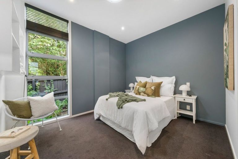 Photo of property in 1/5 Whareora Terrace, Cashmere, Christchurch, 8022