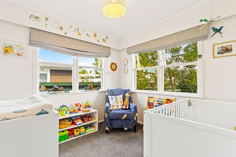 Photo of property in 19 Brennan Avenue, Te Atatu Peninsula, Auckland, 0610