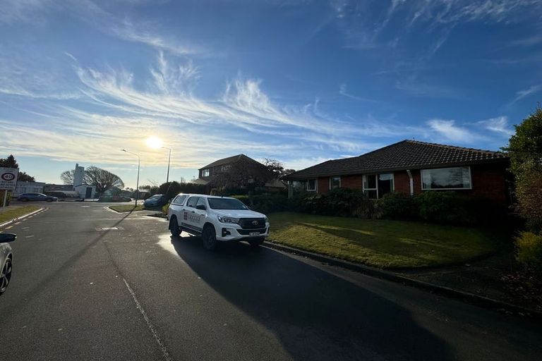 Photo of property in 1/3 Cottesmore Close, Burnside, Christchurch, 8053