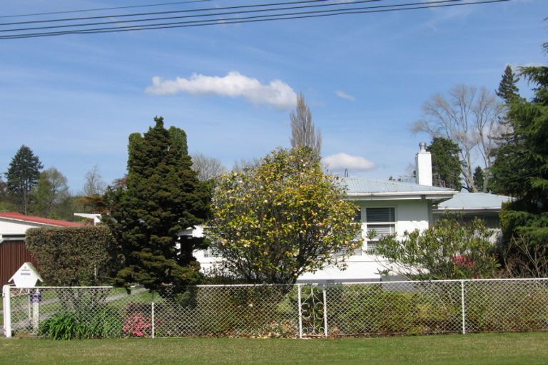 Photo of property in 6 Shirley Street, Mangakakahi, Rotorua, 3015