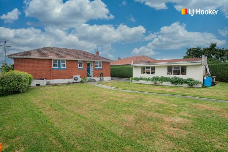 Photo of property in 33 Tay Street, Mosgiel, 9024