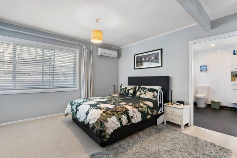 Photo of property in 932a Papamoa Beach Road, Papamoa Beach, Papamoa, 3118