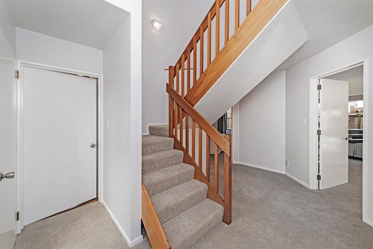 Photo of property in 1/24 Blighs Road, Strowan, Christchurch, 8052