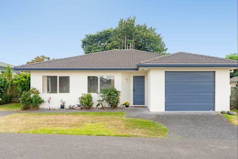 Photo of property in 8 Abbey Way, Judea, Tauranga, 3110
