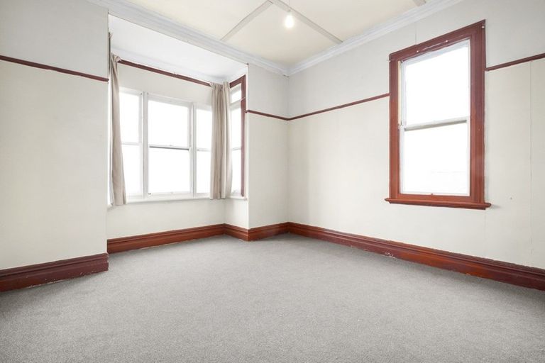 Photo of property in 74 Heriot Row, North Dunedin, Dunedin, 9016