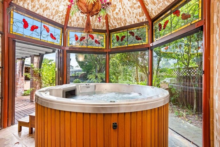 Photo of property in 283 Papanui Road, Merivale, Christchurch, 8052