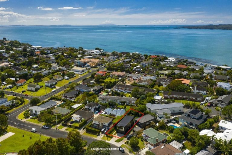 Photo of property in 26 Wicklow Road, Narrow Neck, Auckland, 0622