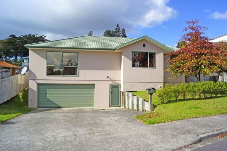 Photo of property in 26 Hewlett Road, Massey, Auckland, 0614