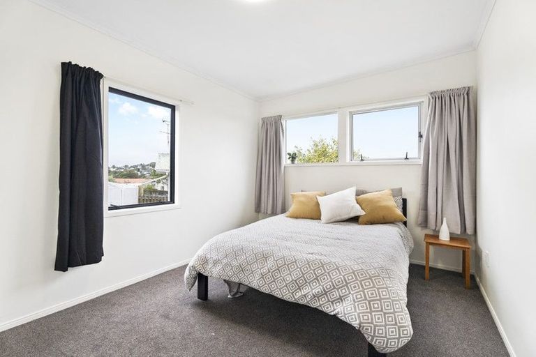 Photo of property in 46 Brian Crescent, Stanmore Bay, Whangaparaoa, 0932