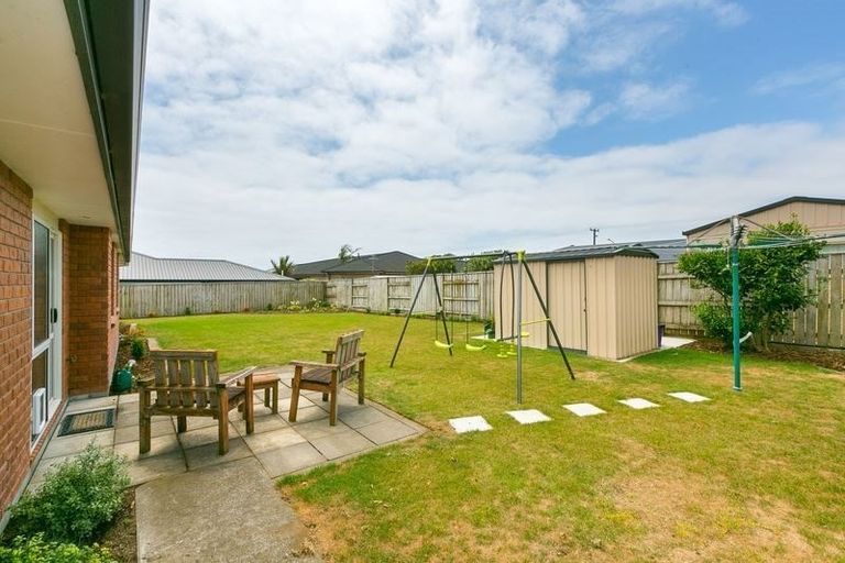 Photo of property in 15 Jules Crescent, Bell Block, New Plymouth, 4312
