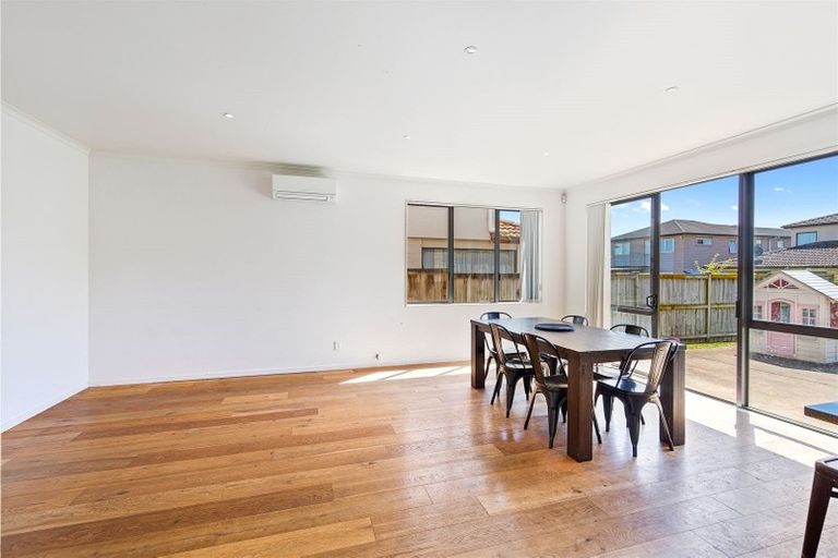 Photo of property in 88 Stancombe Road, Flat Bush, Auckland, 2016