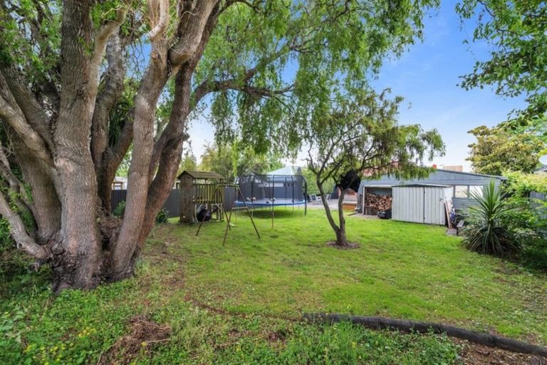 Photo of property in 40 Barnes Road, Redwood, Christchurch, 8051