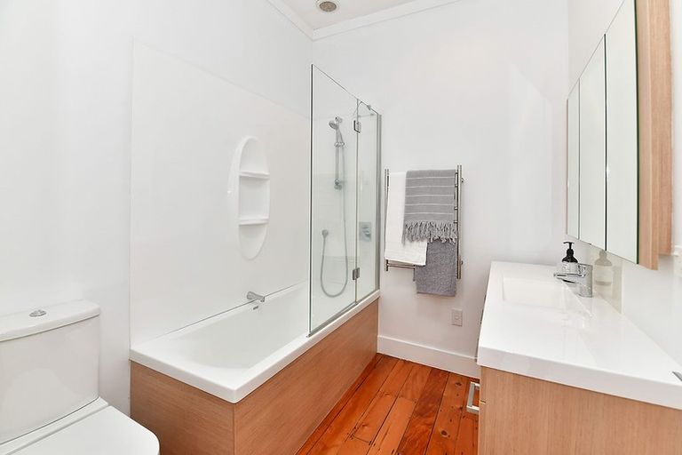 Photo of property in 31b St James Avenue, Helensville, 0800