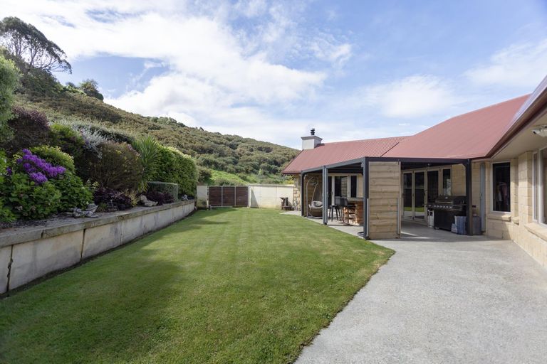 Photo of property in 19 Ashburn Street, Oamaru North, Oamaru, 9400