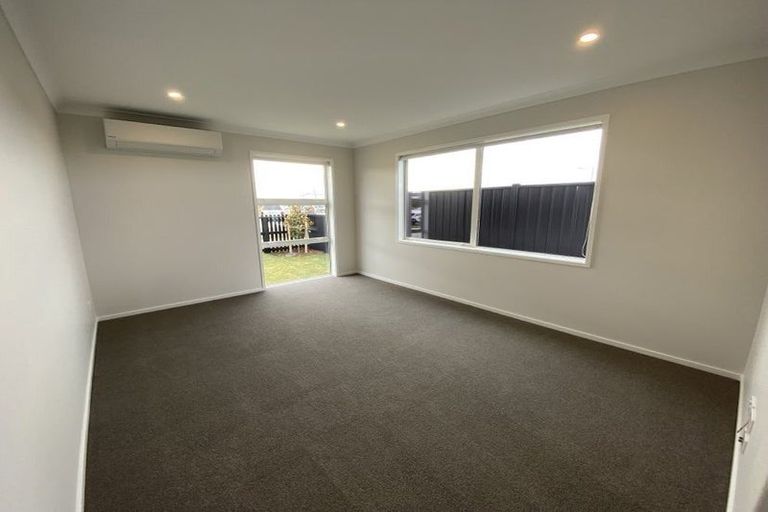 Photo of property in 8 Manhattan Crescent, Papamoa, 3118