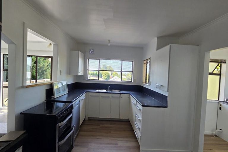 Photo of property in 21a Glenorchy Street, Glen Eden, Auckland, 0602