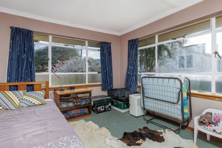 Photo of property in 2 Mill Road, Waimate, 7924
