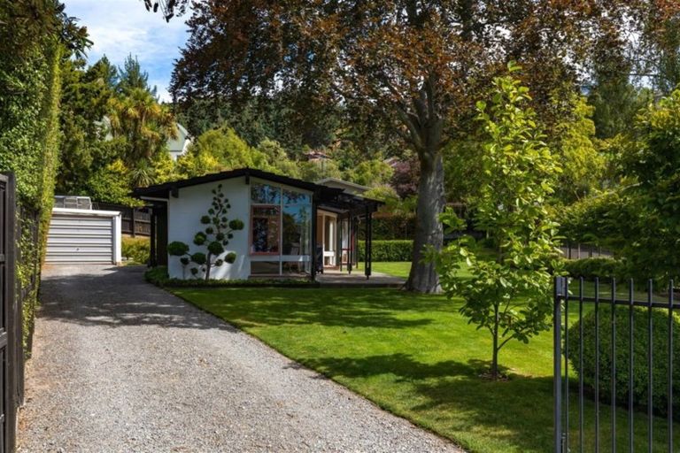 Photo of property in 21 Gunns Crescent, Cashmere, Christchurch, 8022