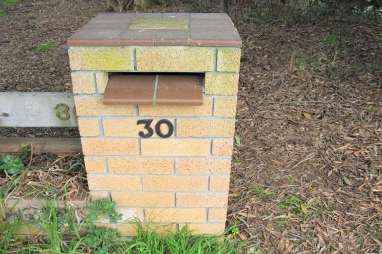 Photo of property in 30 Ratanui Road, Paraparaumu, 5032