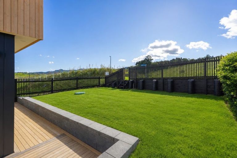 Photo of property in 49 Waitai Crescent, Warkworth, 0985