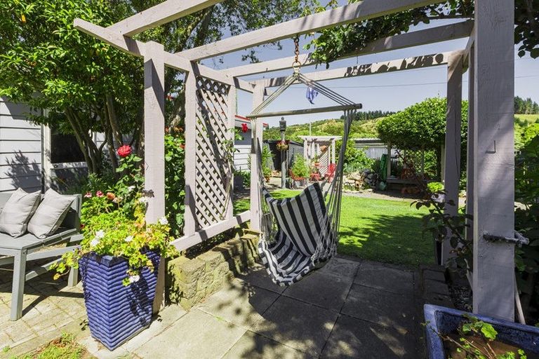 Photo of property in 236 Whirinaki Road, Eskdale, Napier, 4182